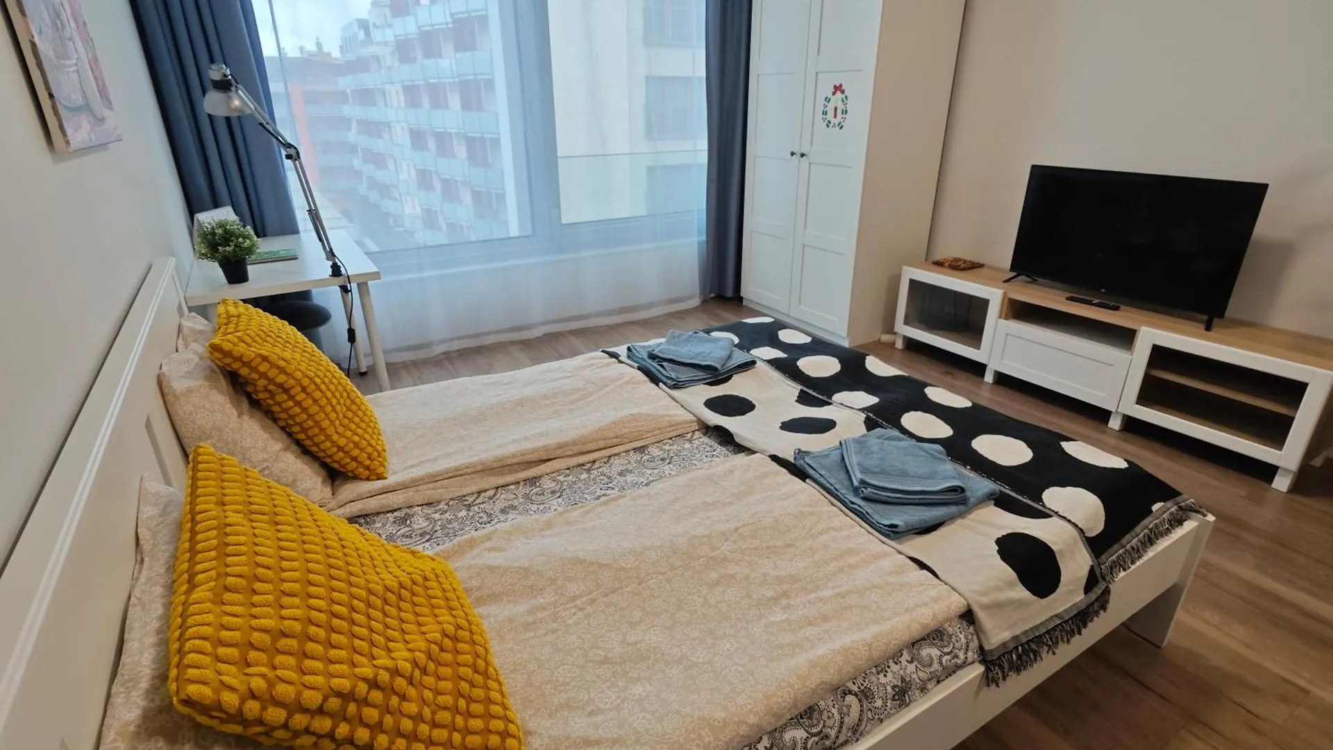 Comfort Flat With Great Location Praag